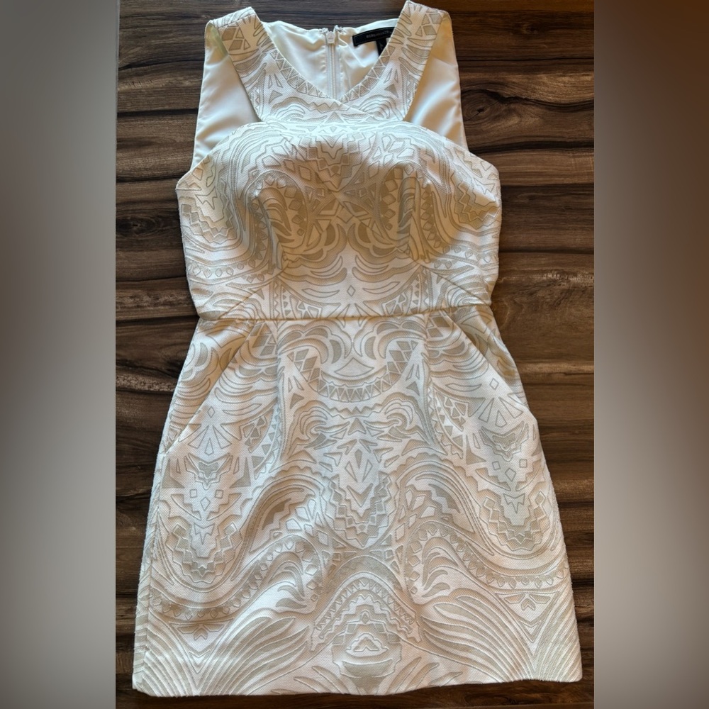 BCBG Short White Dress Wedding/Rehearsal/After party dress w/pockets